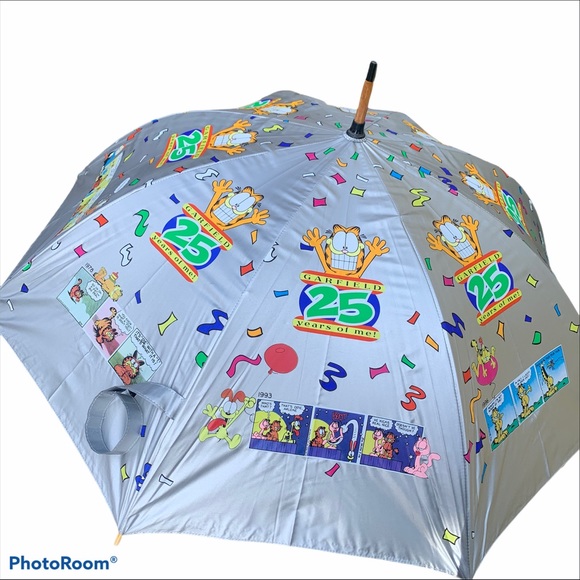 garfield Accessories - 2003 Garfield 25th anniversary comic umbrella